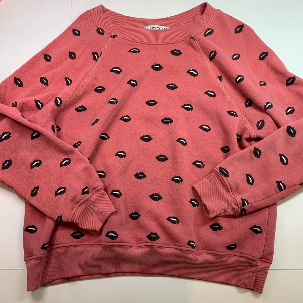 dollskill red sweatshirt crew neck lip service
